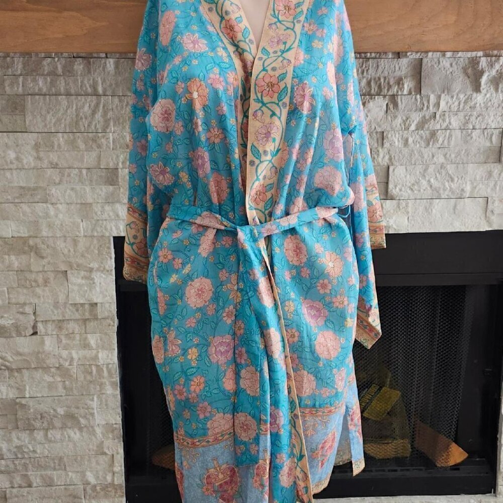 Love Story Robe. Price is firm. - Picture 11 of 14